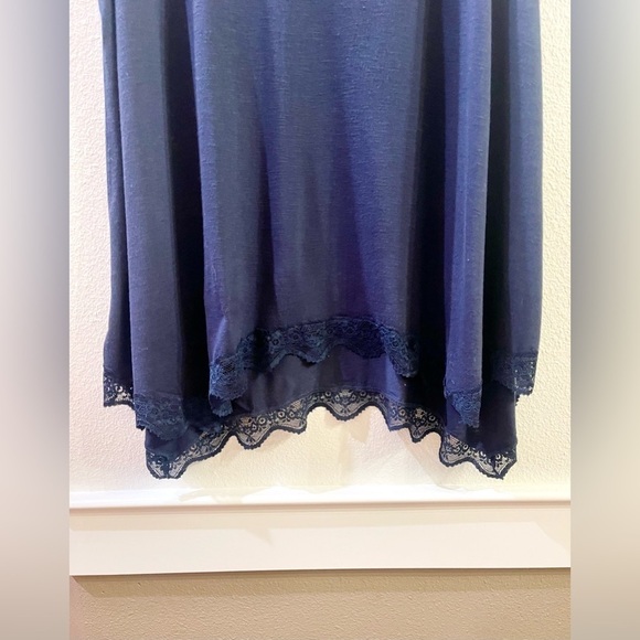 Lane Bryant Swing Tank Size 14/16 Shark Bite Lace V-neck Tunic Top Navy Blue - Picture 7 of 13